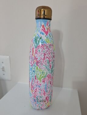 Lilly Pulitzer Multicolor Coral Print Water Bottle with Gold Cap